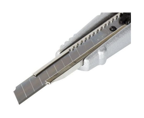 Универсальный нож BRAUBERG Metallic 9 мм, металлический корпус, рифленый, автофиксатор, блистер 236971 – изображение 6