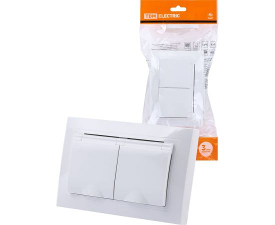 Двойная розетка TDM 2П+З с защитными шторками и крышкой 16А 250В IP44 белая Таймыр SQ1814-0076 