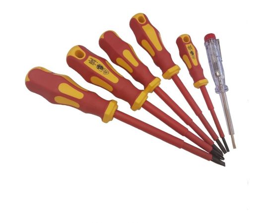 Набор изолированных отверток BIST в пластиковом кейсе 6 шт.Cr-V, VDE, SL 0.5x3.0x75 BWD543C 