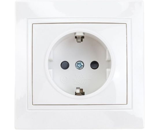 Розетка TDM 2П+З с защитными шторками, 16А 250В белая Таймыр пром. упак., бакелит. основание SQ1814-0516 
