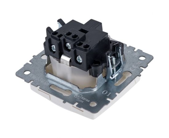 1-местная розетка IEK Brite рсбш10-3-44-брб с заземлением, с защитными шторками и крышкой, 16А, ip44, белый BR-R16-16-44-K01 – изображение 2