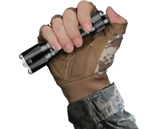 Фонарь TK16 V2.0 + E02R Fenix Набор tk16v20e02r – изображение 3