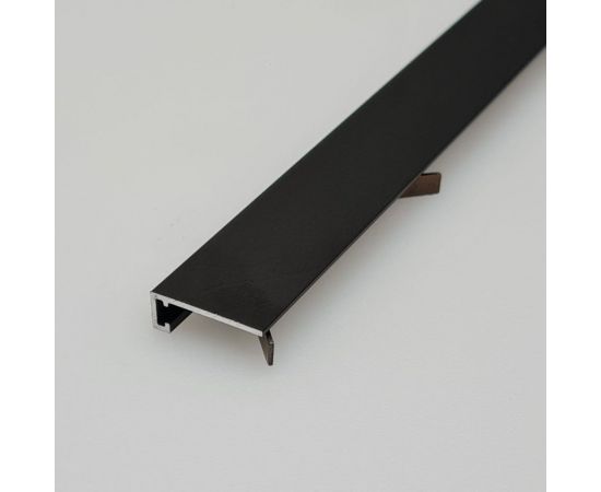 Микроплинтус 18мм 2,4м анод. черный матовый РУССКИЙ ПРОФИЛЬ 4680427121616 