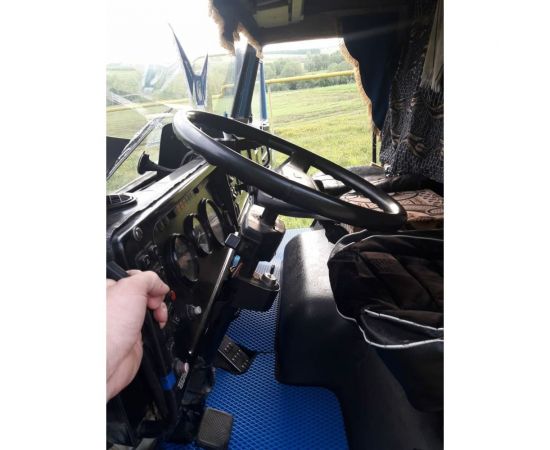 Ковры в салон автомобиля Eva Smart камаз 65115 эва сота чёрные c бежевой окантовкой 2963-B5A1-S – изображение 3