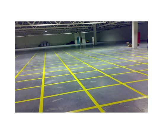 Лента для разметки самоклеящаяся Vell длина 33 м, ширина 50 мм, желтая, 0,15 мм, ПВХ (Standart) 301583 – изображение 2