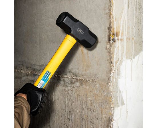 Кувалда DELI DL6912 3600 г, рукоятка из высокопрочного стекловолокна 104495 – изображение 2