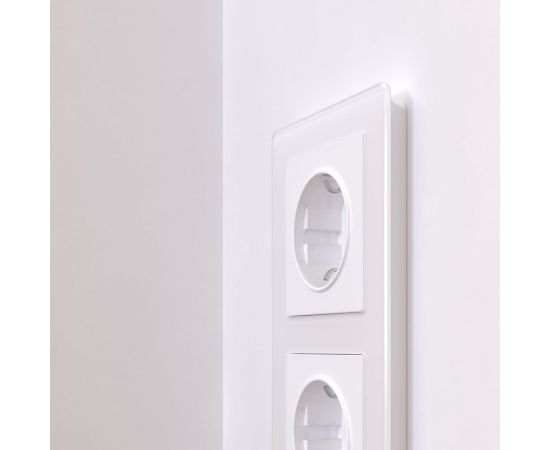 Рамка на 2 поста WERKEL W0022701 Acrylic белый a059314 – изображение 2