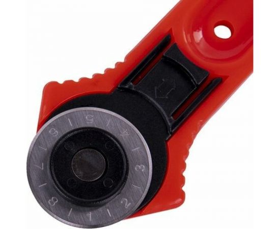 Раскройный роликовый нож BRAUBERG 28 мм, круглое лезвие 238090 – изображение 4