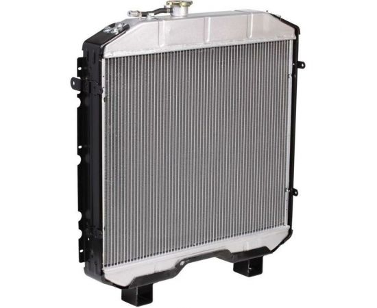 Радиатор охлаждения для автомобилей ГАЗ 66 LUZAR LRc 0366b – изображение 2