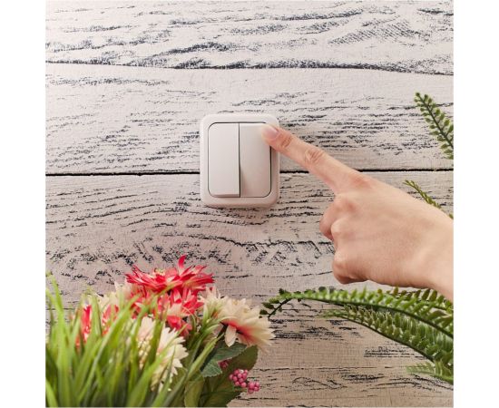 Двухклавишный накладной выключатель KRANZ IP54 белый KR-78-0602 – изображение 4