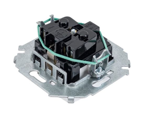 Розетка Simon 2P+E Schuko, со шторками, 16А, 250В, винтовой зажим, белый 20 1591443-030 – изображение 4