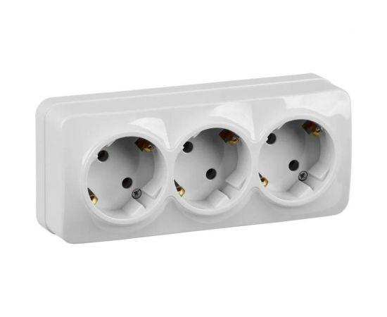 Трехместная розетка для открытой установки IEK Glory рс23-3-хб с заземлением, 16А, белый ERH31-K01-16 