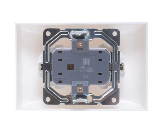 Двойная прямая розетка LK Studio с з/к, со шторками, белый 863704-1 – изображение 4