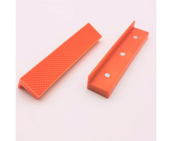 Губки тисков (пара) 125 мм полиуретановые накладные, магнитные BESTE AC01102155 – изображение 2