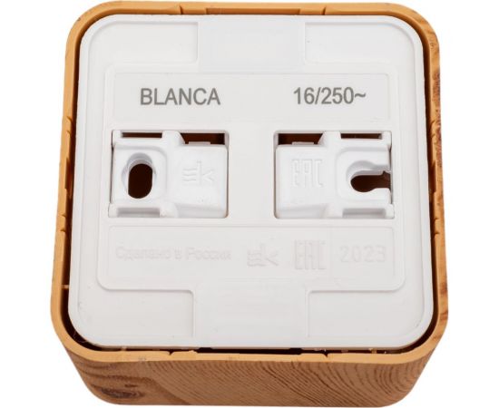 Розетка Schneider Electric BLANCA, открытой установки, с заземлением, без шторок, ясень BLNRA010115 – изображение 3