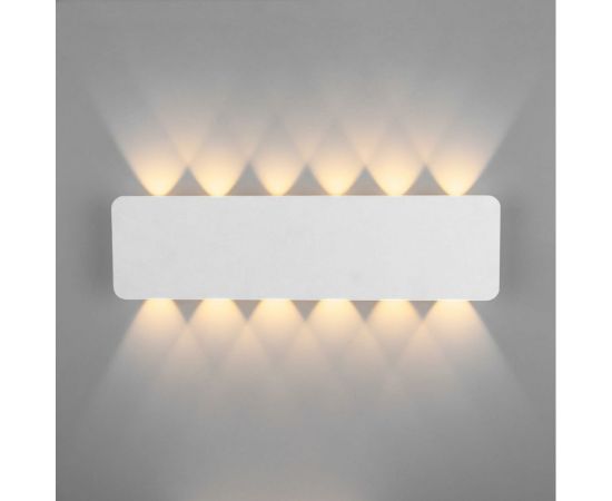 Настенный светильник Elektrostandard 40139 1 LED белый a055777 