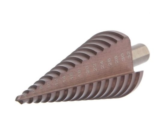 Сверло ступенчатое 4-32 мм, HSS-Co, 3-гранный хвостовик ТУНДРА 7546779 