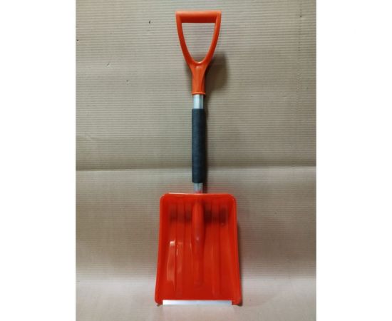 Автомобильная лопата LWI красная морозостойкая №16 с алюминиевой планкой 270x360 LWI-Л16 – изображение 2