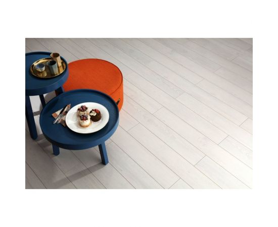 Ламинат AGT Concept Neo Центро Светло-коричневый, 32 класс, толщина 10 мм, фаска 4-х сторон, 1.477 кв. м PRK601 