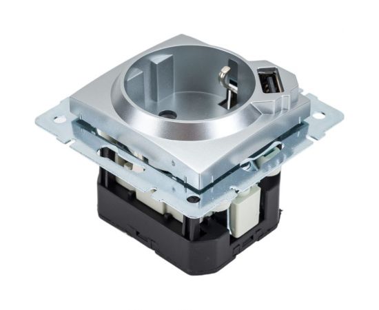 Розетка + USB разъём Lezard, KARINA, с заземлением, матовое серебро, 707-4388-181 – изображение 2