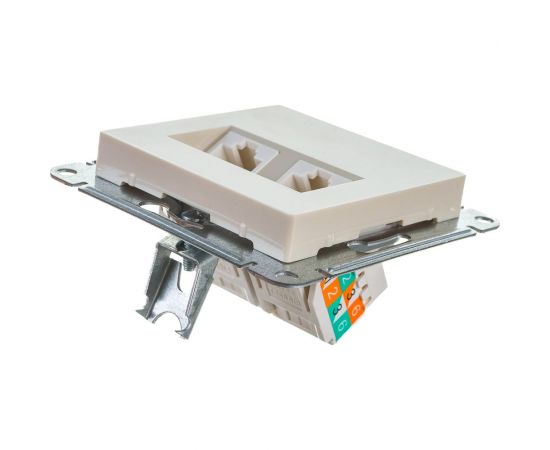 2-местный механизм розетки компьютерной Schneider Electric AtlasDesign RJ45 + RJ45 категории 5e бежевый ATN000285 – изображение 4