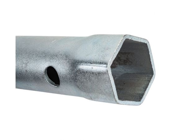 Трубчатый ключ REDMARK штампованный 30х32 мм RM201614 – изображение 4