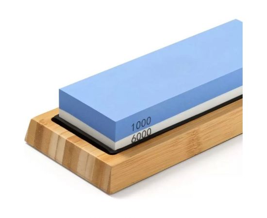 Двусторонний точильный камень для заточки ножей URM водный с силиконовым держателем, на подставке D01498 