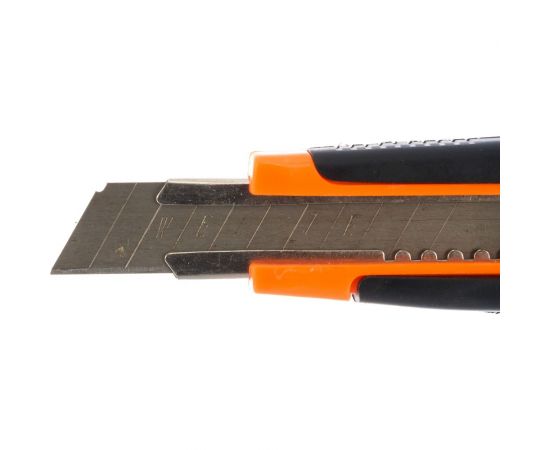 Нож с выдвижным лезвием Вихрь 18 мм, двухкомпонентный корпус, винтовой фиксатор, 73/10/10/3 – изображение 2