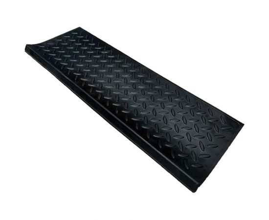 Накладка на ступеньку Бацькина баня зернистый рисунок, резиновая 100%, 250x750x25x3 мм 92250 