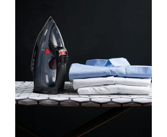Электрический утюг BBK ISE-2202 черный/темно-серый 00-00001169 – изображение 3