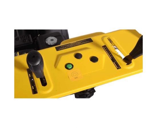 Снегоуборщик Huter SGC 4800EX с электростартером 70/7/27 – изображение 5