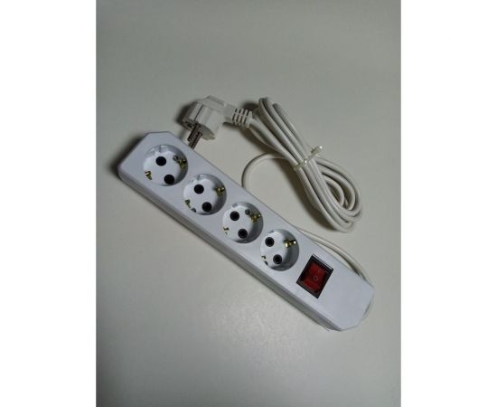 Сетевой фильтр ПЕРЕСВЕТ+ удлинитель на 4 гнезда, шнур ПВС 3х0,75, 3м 4620003920554 