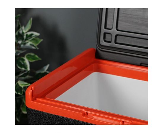 Компрессорный холодильник MEYVEL AF-K50 970030 – изображение 9