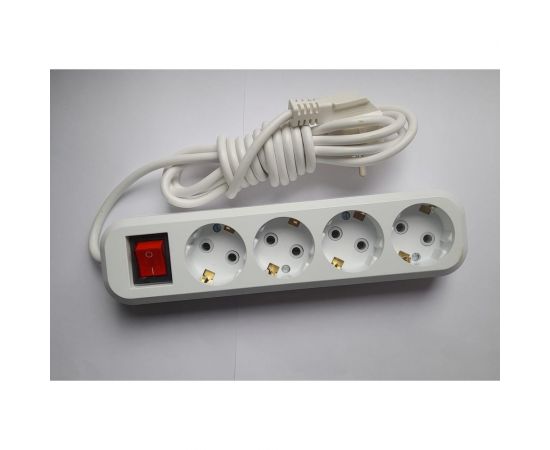 Сетевой удлинитель ПЕРЕСВЕТ+ с заземлением на 4 гнезда с переключателем шнур ПВС 3*1 5м 4620003921964 
