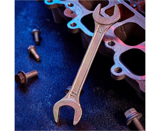 Гаечный рожковый ключ желтый цинк REXANT 20х22 мм 12-5832-2 – изображение 3