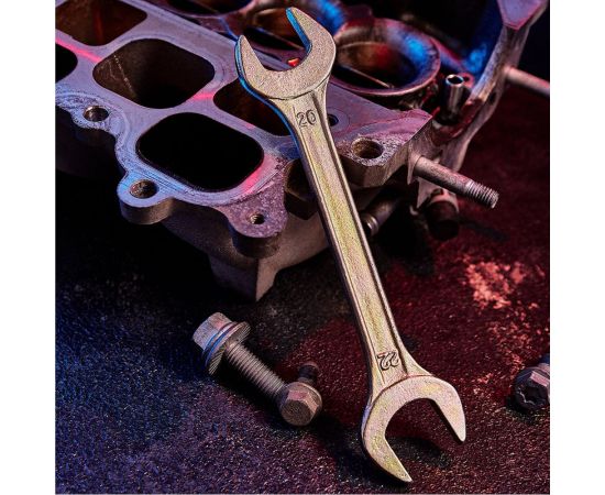 Гаечный рожковый ключ желтый цинк REXANT 20х22 мм 12-5832-2 – изображение 4