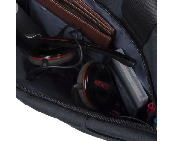 Сумка для ноутбука 15.6" и документов RIVACASE Laptop bag black 8335 – изображение 12