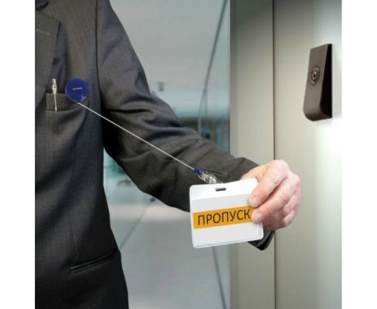 Держатель-рулетка для бейджей 20 шт в упаковке BRAUBERG 70 см петелька клип синий в блистере 235727 – изображение 6