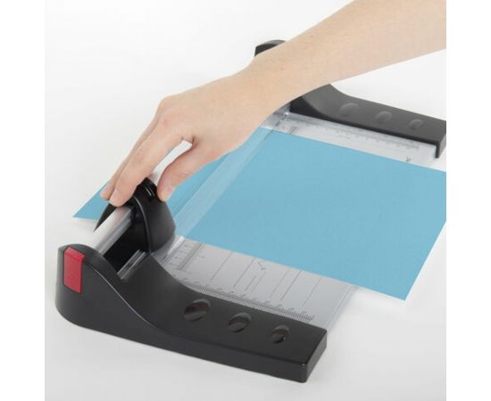 Роликовый резак BRAUBERG EXTRA A4, до 10 листов, длина реза 320 мм, металлическое основание 532325 – изображение 3